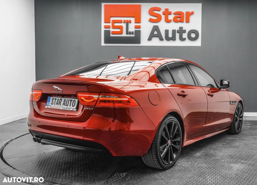 Jaguar XE 2.0 R-Sport - 6