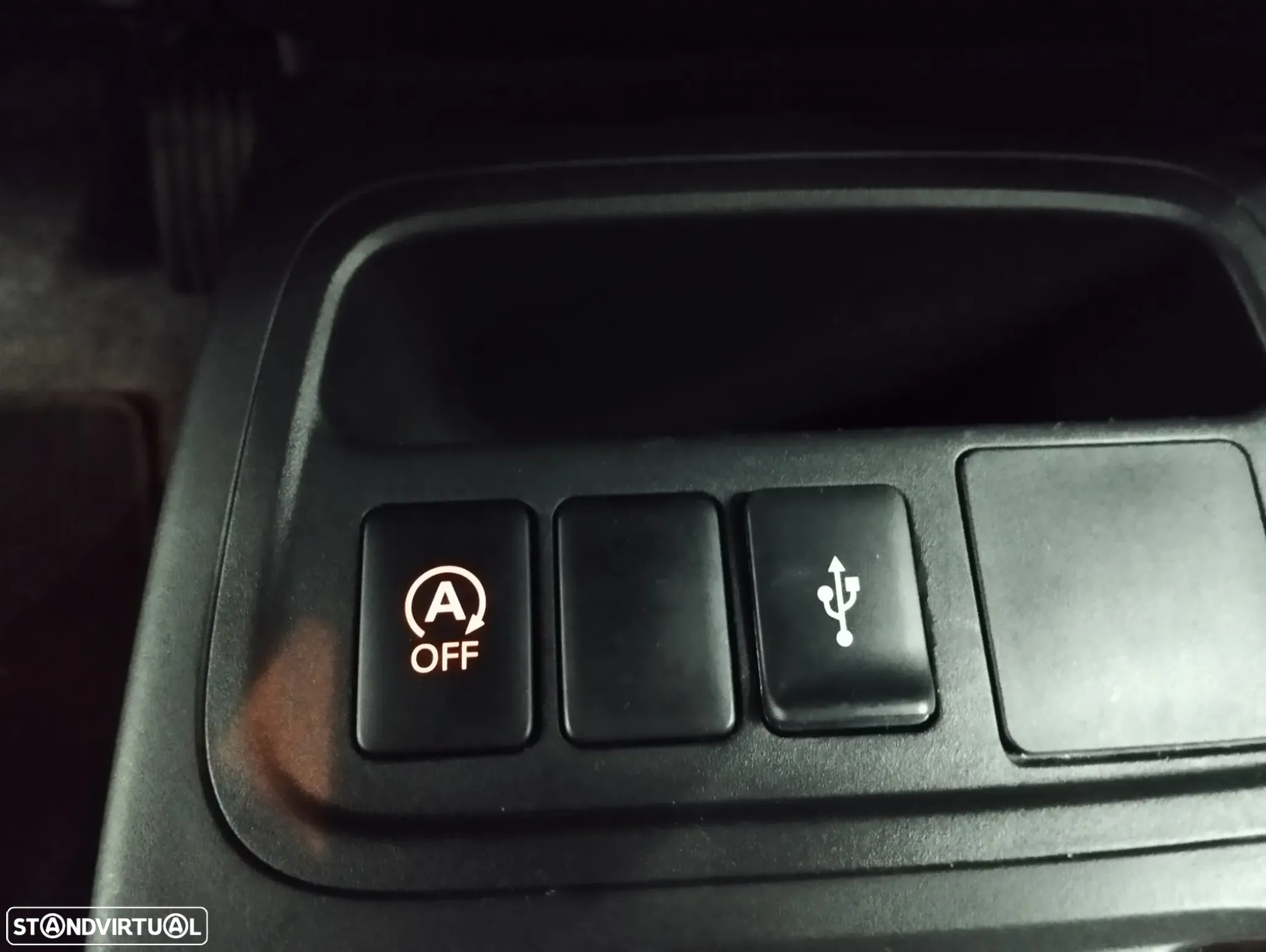 Mitsubishi Space Star 1.2 Intense Connect Edition - 24