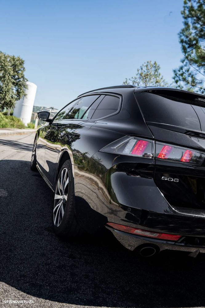 Peugeot 508 SW 1.6 Hybrid Allure Pack e-EAT8 — fotografia 13