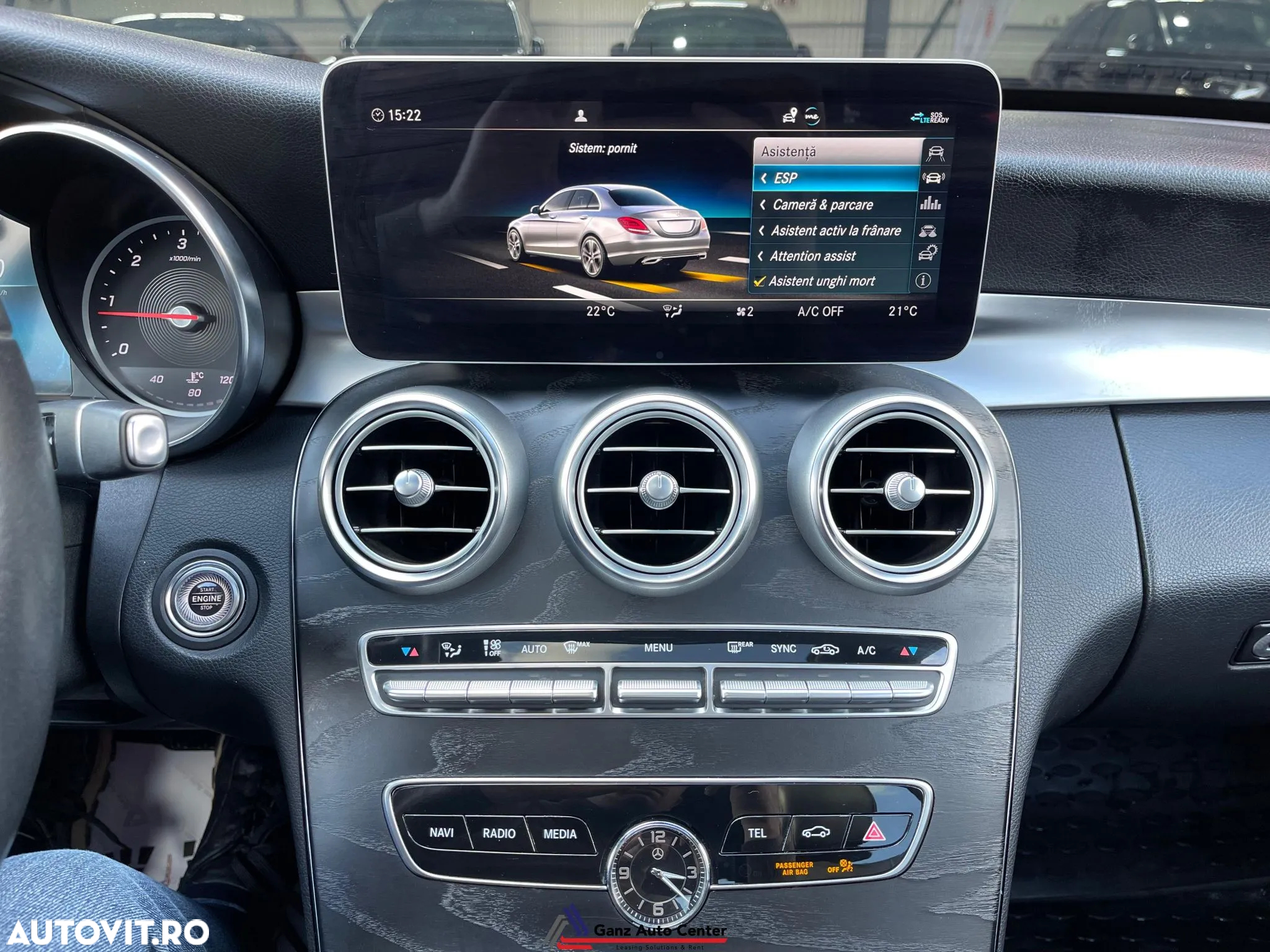 Mercedes-Benz C 220 d 4Matic 9G-TRONIC AMG Line - 28