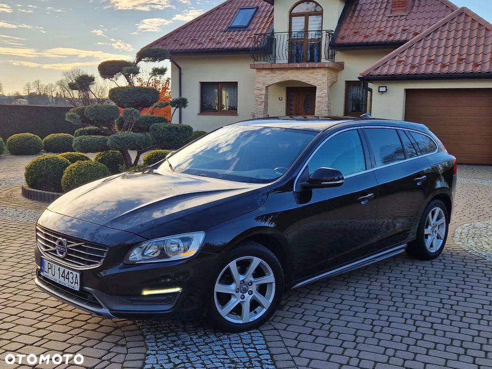Volvo V60 D2 Momentum - 13