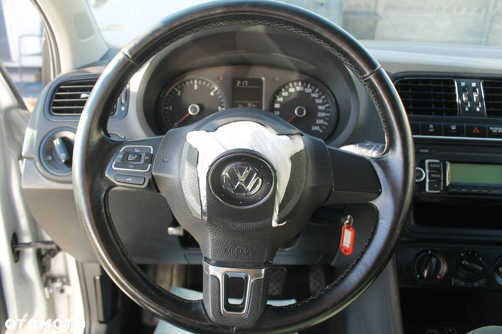 Volkswagen Polo - 14