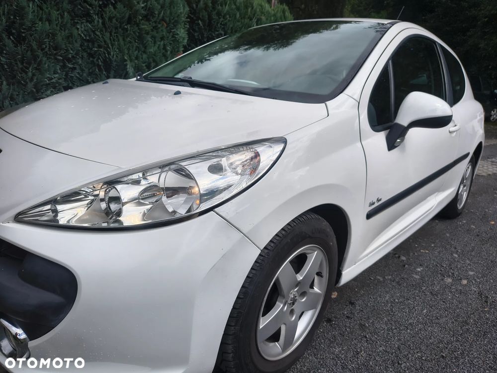 Peugeot 207 95 VTi Tendance - 11