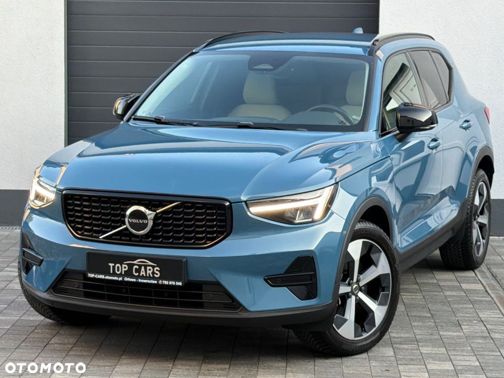 Volvo XC 40 B3 B DKG Ultra Black Edition - 25