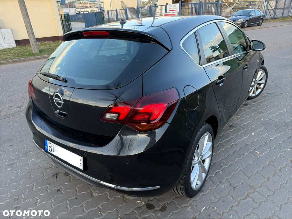Opel Astra - 4