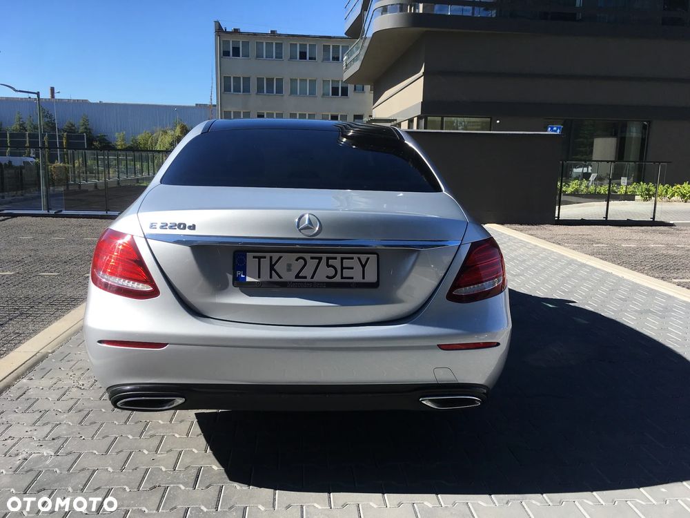 Mercedes-Benz Klasa E 220 d 9G-TRONIC Avantgarde - 4