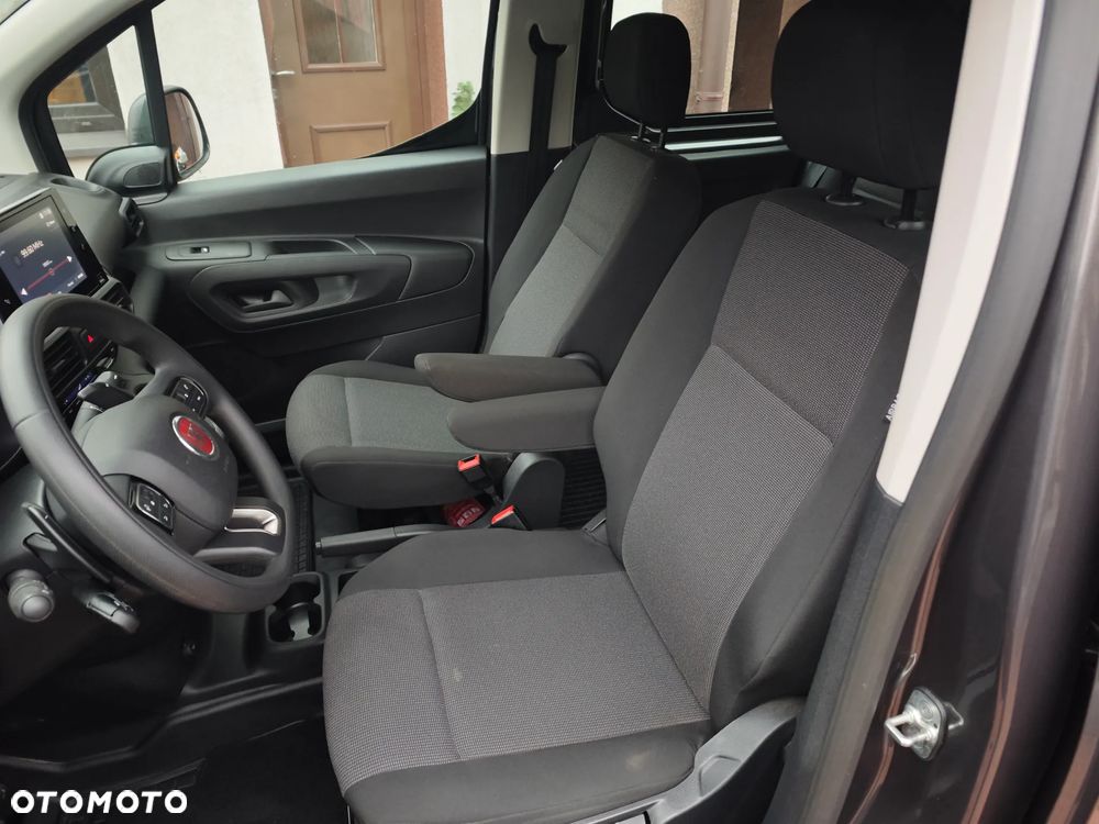 Fiat Doblo - 32
