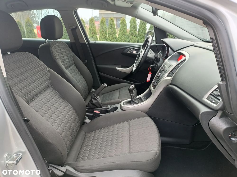 Opel Astra 1.4 Turbo - 16