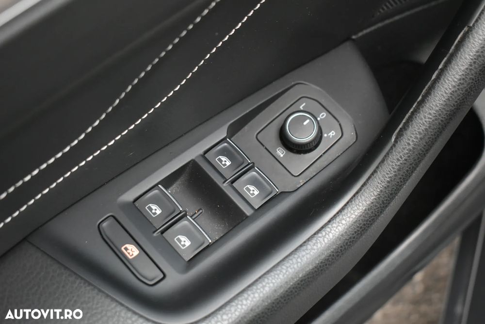 Volkswagen Passat 2.0 TDI DSG Highline - 13