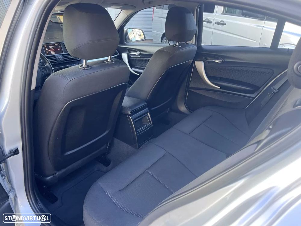 BMW 120 d Sport Line - 39