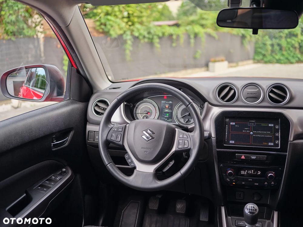 Suzuki Vitara 1.4 Boosterjet SHVS Premium 2WD - 17