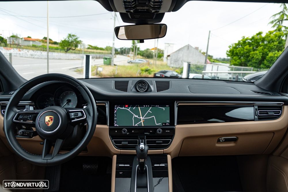 Porsche Macan S - 37