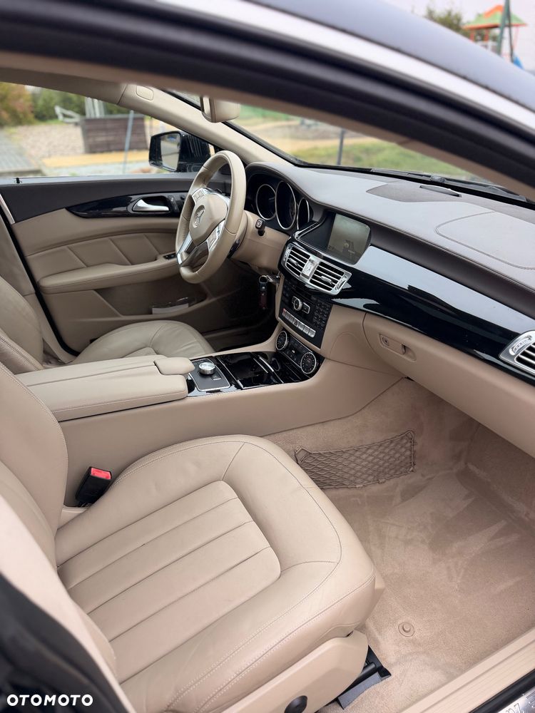 Mercedes-Benz CLS - 20