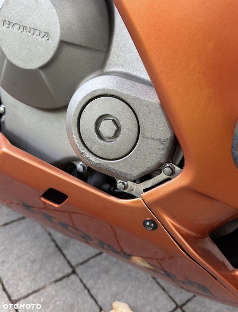Honda CBR - 11