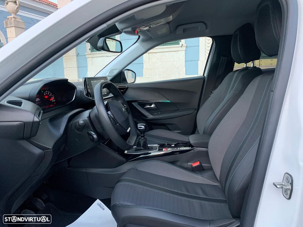 Peugeot 2008 1.5 BlueHDi Allure Pack - 21