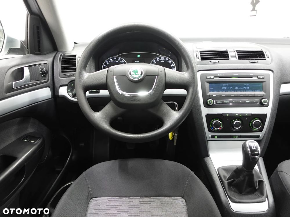 Skoda Octavia 1.6 TDI DPF Classic - 32
