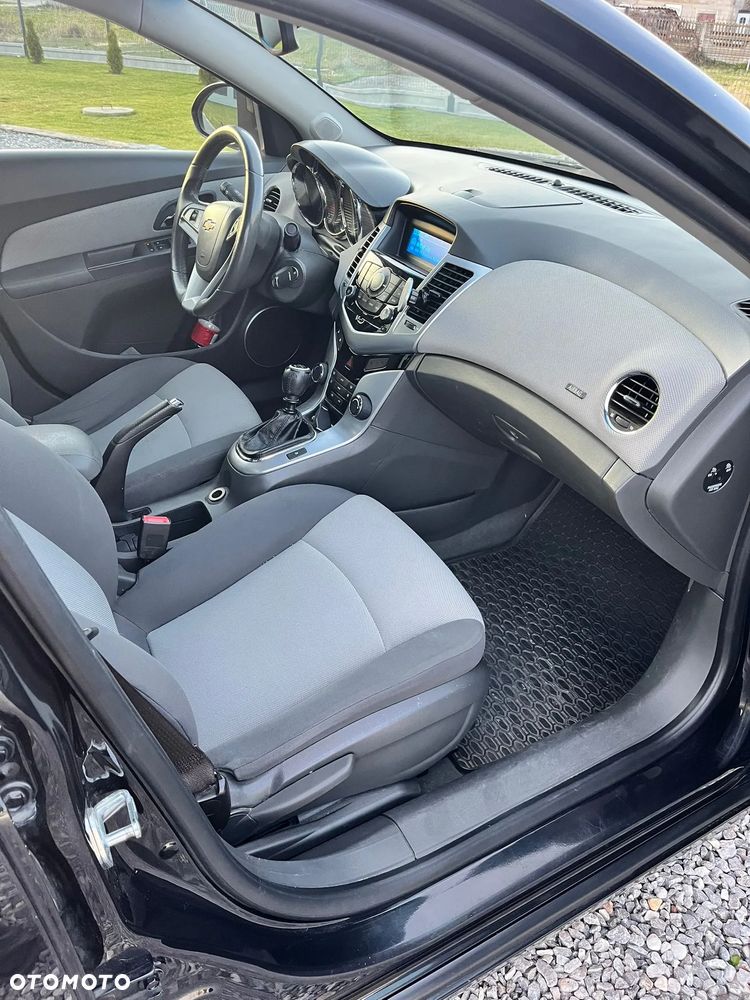 Chevrolet Cruze 1.8 LT - 20