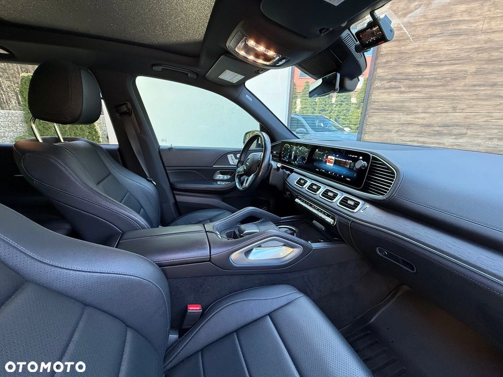 Mercedes-Benz GLE - 23