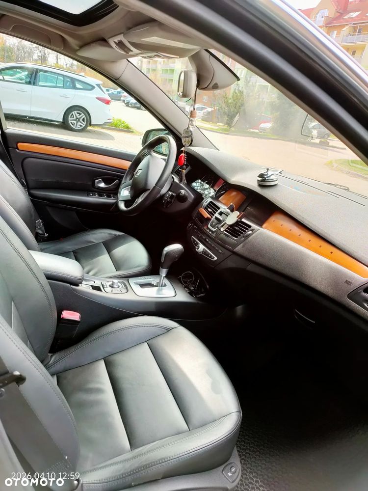 Renault Laguna 2.0 DCi Initiale - 1