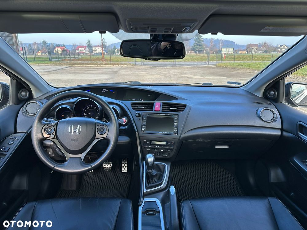 Honda Civic 1.8 Executive NAVI - 9