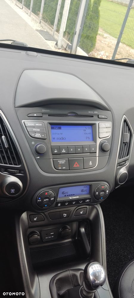 Hyundai ix35 blue 1.6 2WD Finale Silver - 14