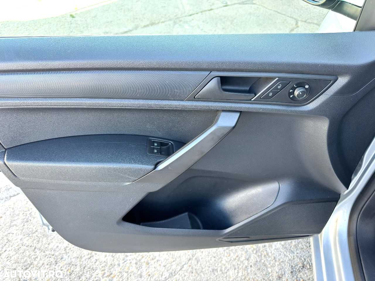 Volkswagen CADDY - 17