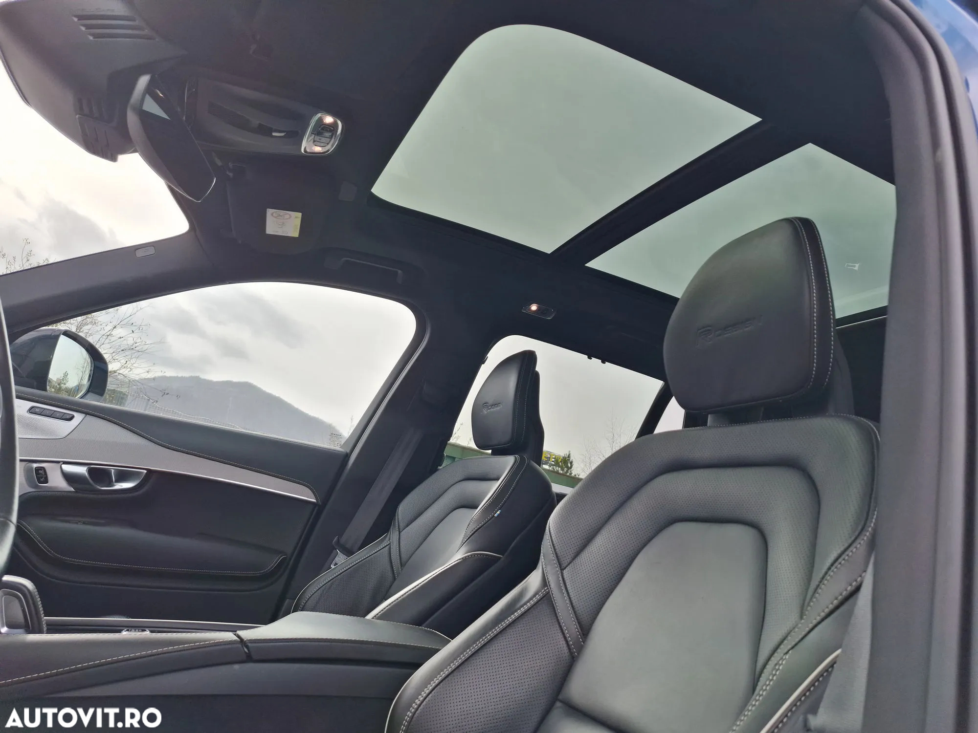 Volvo XC 90 T8 AWD Twin Engine Geartronic RDesign - 26