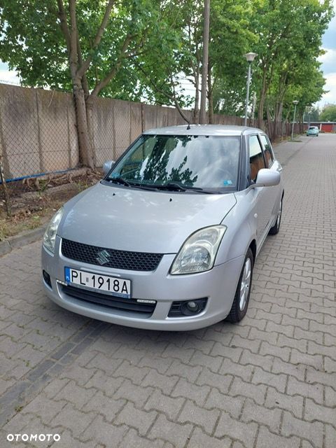 Suzuki Swift 1.3 Comfort - 1
