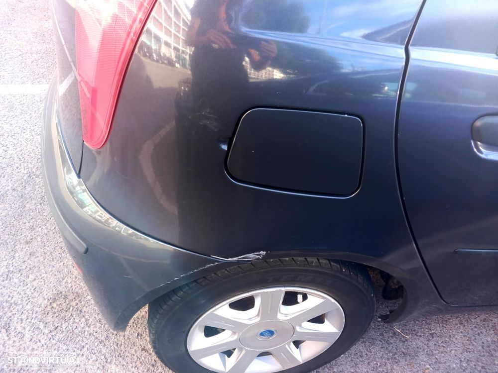 Fiat Punto - 13