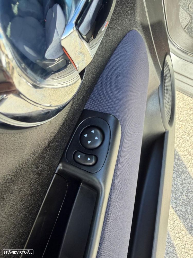 Fiat 500C 1.0 Hybrid Lounge - 20