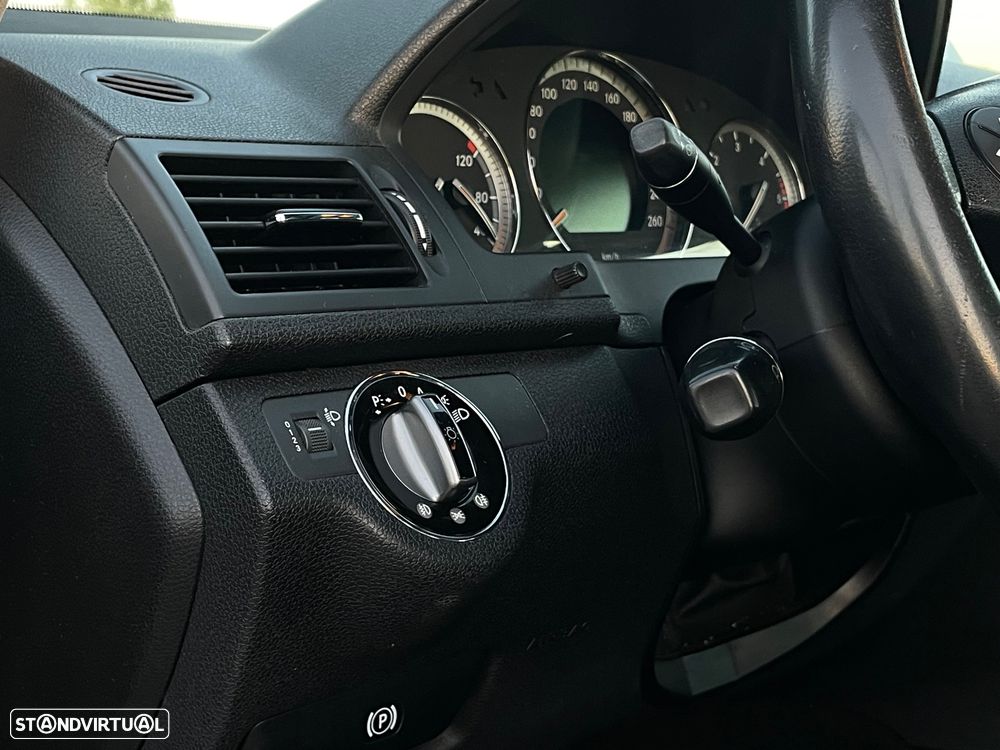 Mercedes-Benz C 220 CDi Classic - 28