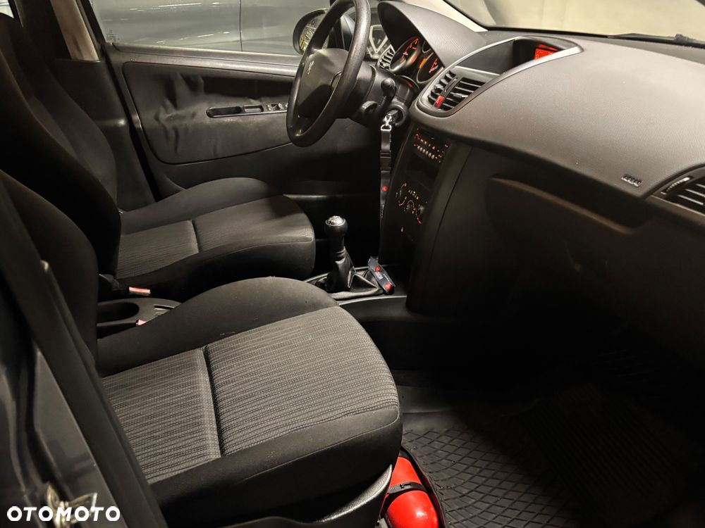 Peugeot 207 1.4 Active - 17