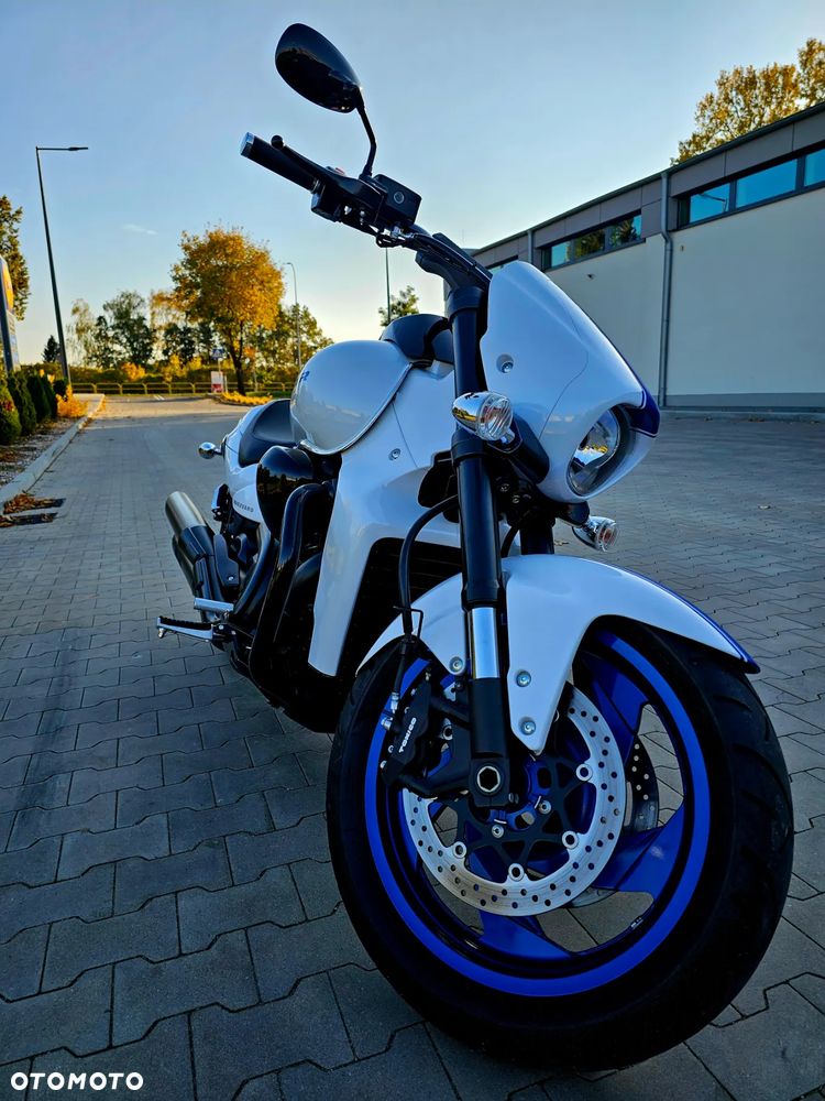 Suzuki Boulevard - 12