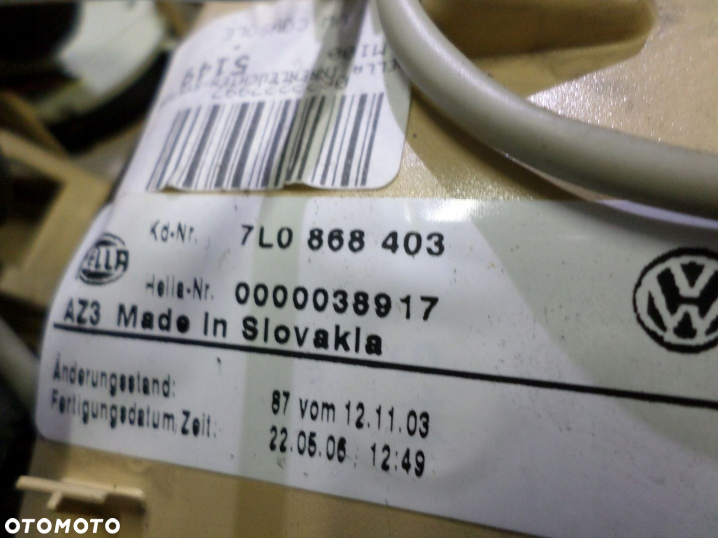 LAMPKA PODSUFITKI SCHOWEK VW TOUAREG 7L 7L0868403 - 3