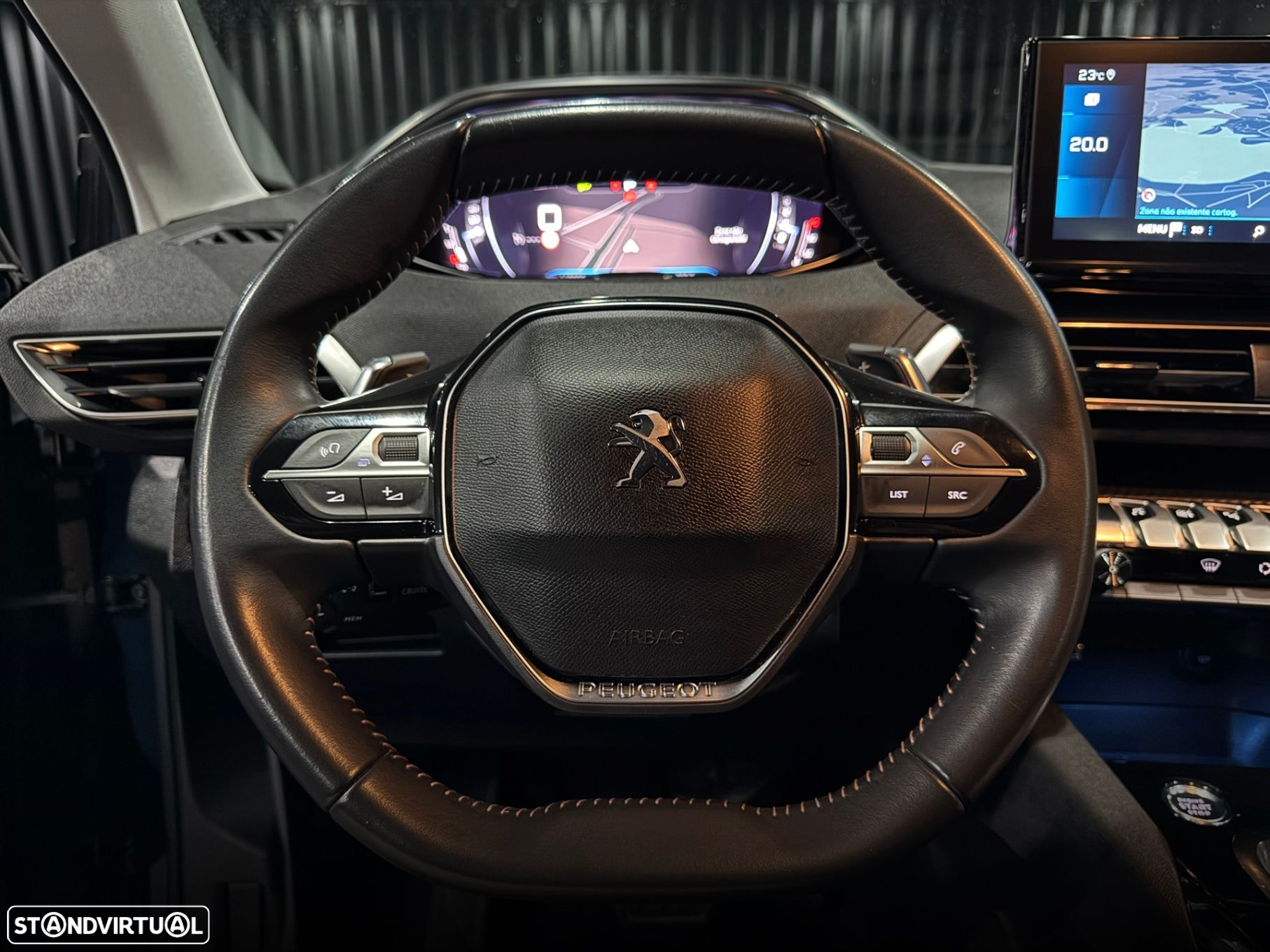 Peugeot 3008 1.5 BlueHDi Allure Pack EAT8 - 17