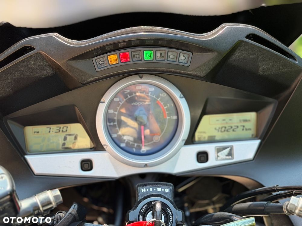 Honda CBF - 23