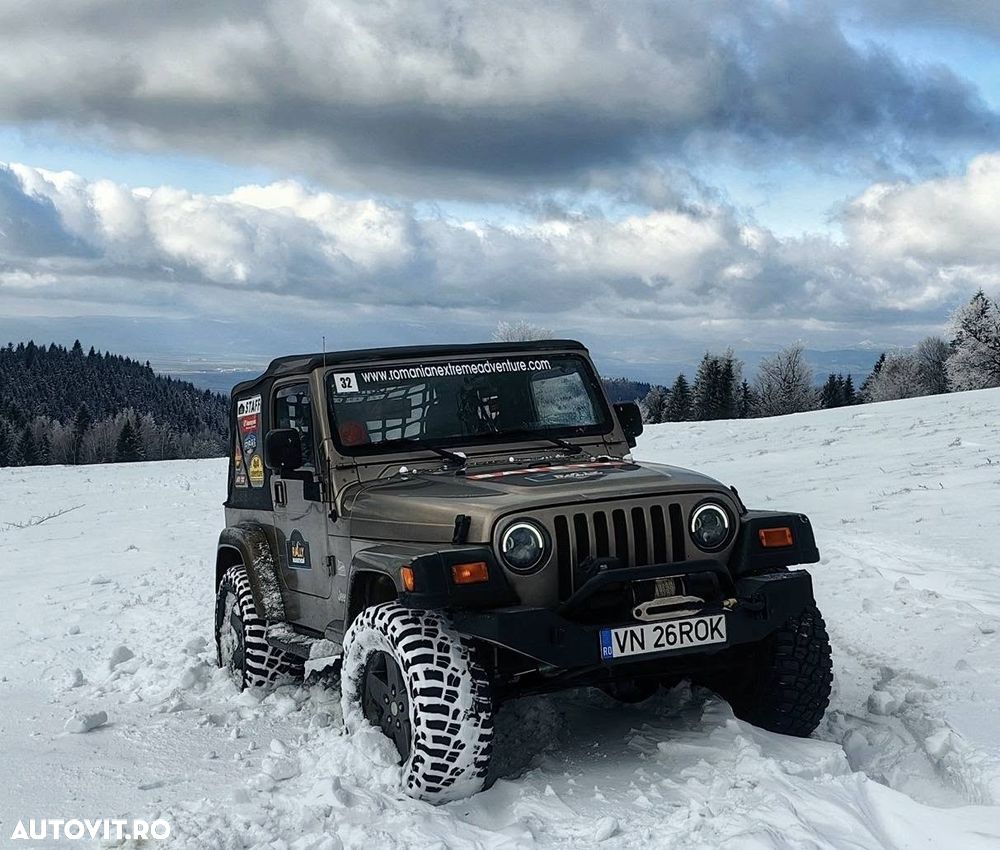 Jeep Wrangler - 9