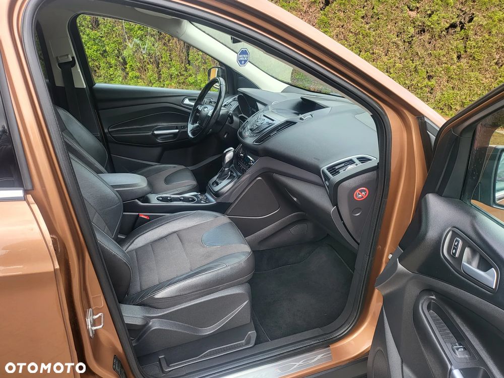 Ford Kuga 2.0 TDCi 4x4 Titanium - 21