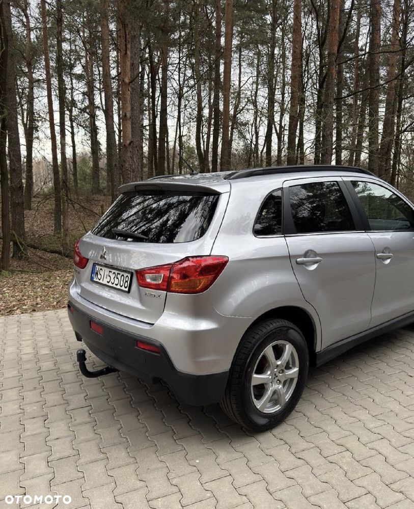 Mitsubishi ASX - 5