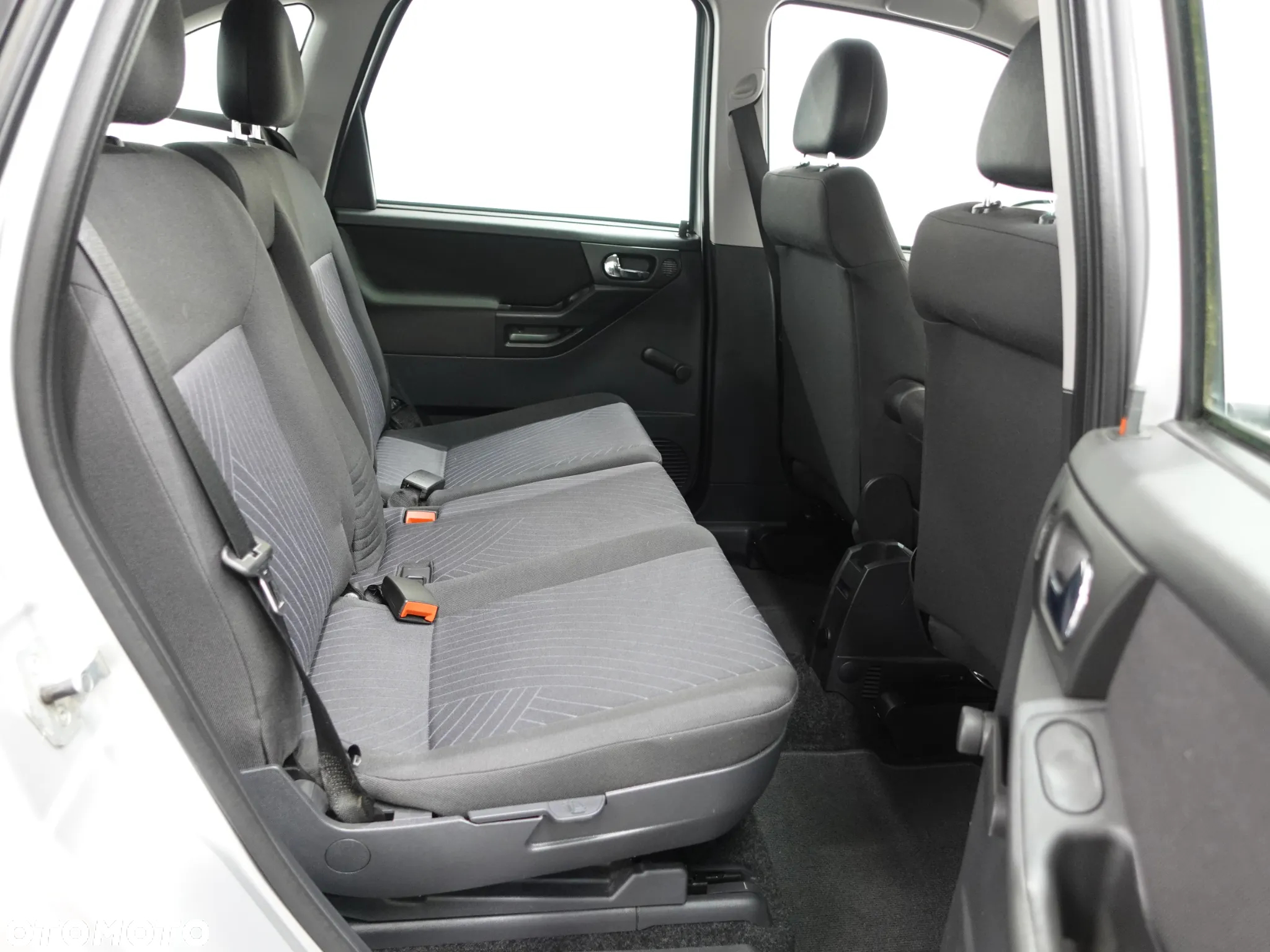 Opel Meriva 1.6 16V - 29
