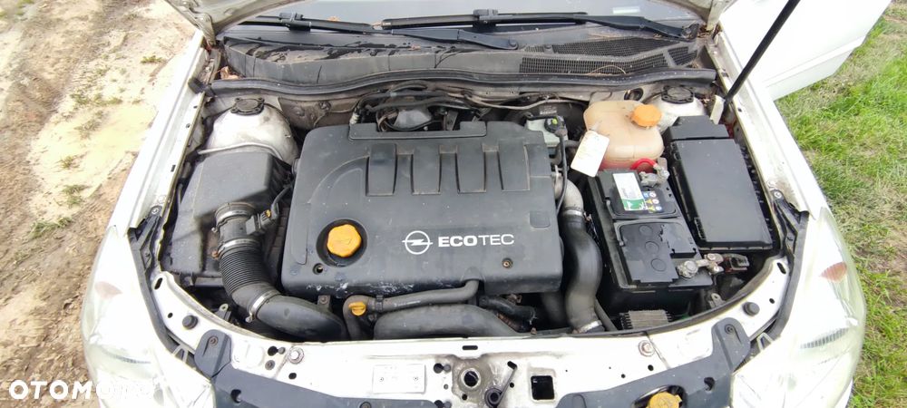 Opel Astra 1.9 CDTI DPF - 15
