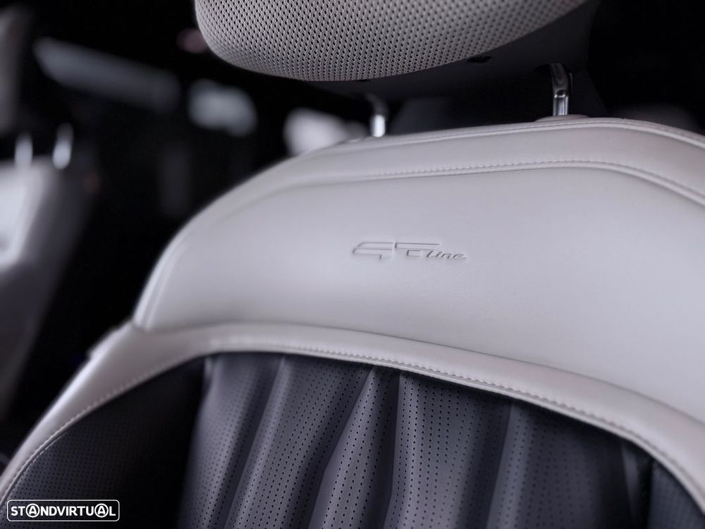 Kia EV9 98.8 kWh GT-Line AWD - 12
