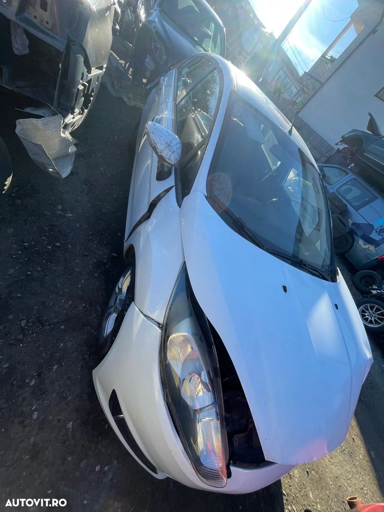 Dezmembram Ford Fiesta 2016 1.5 tdci - 2