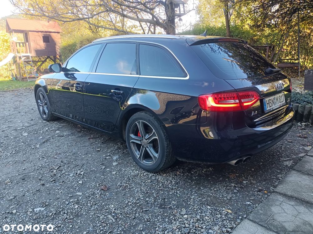 Audi A4 Avant 2.0 TDI Quattro - 10