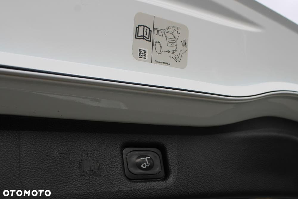Ford S-Max - 38