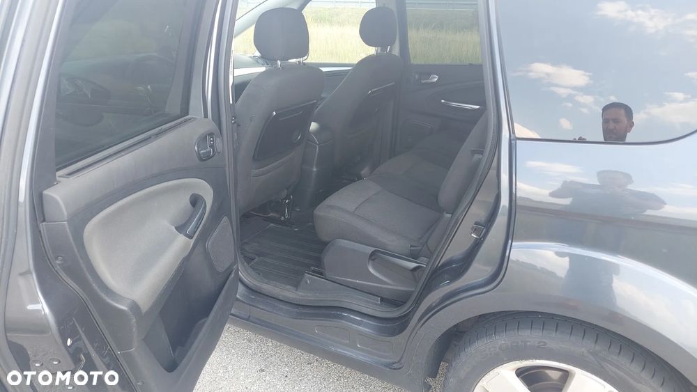 Ford S-Max 2.0 Titanium - 8