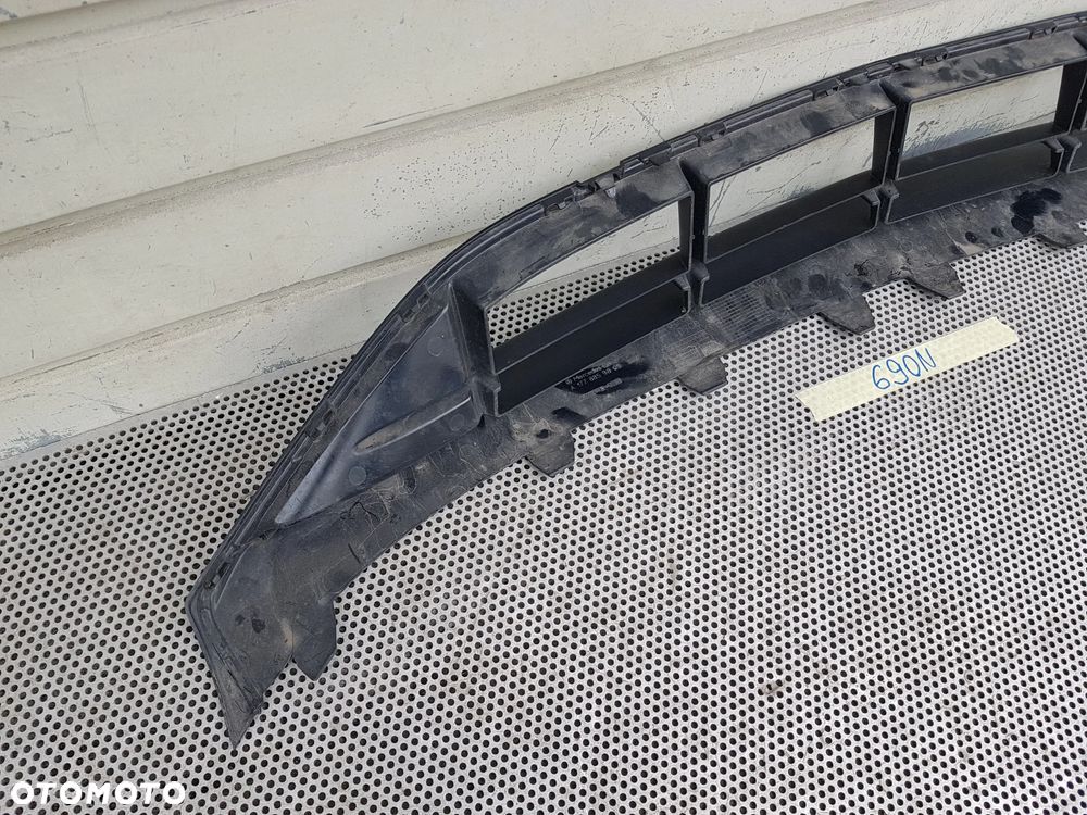 Mercedes W177 A AMG LIFT Kratka Zderzaka Środkowa Przód - 11