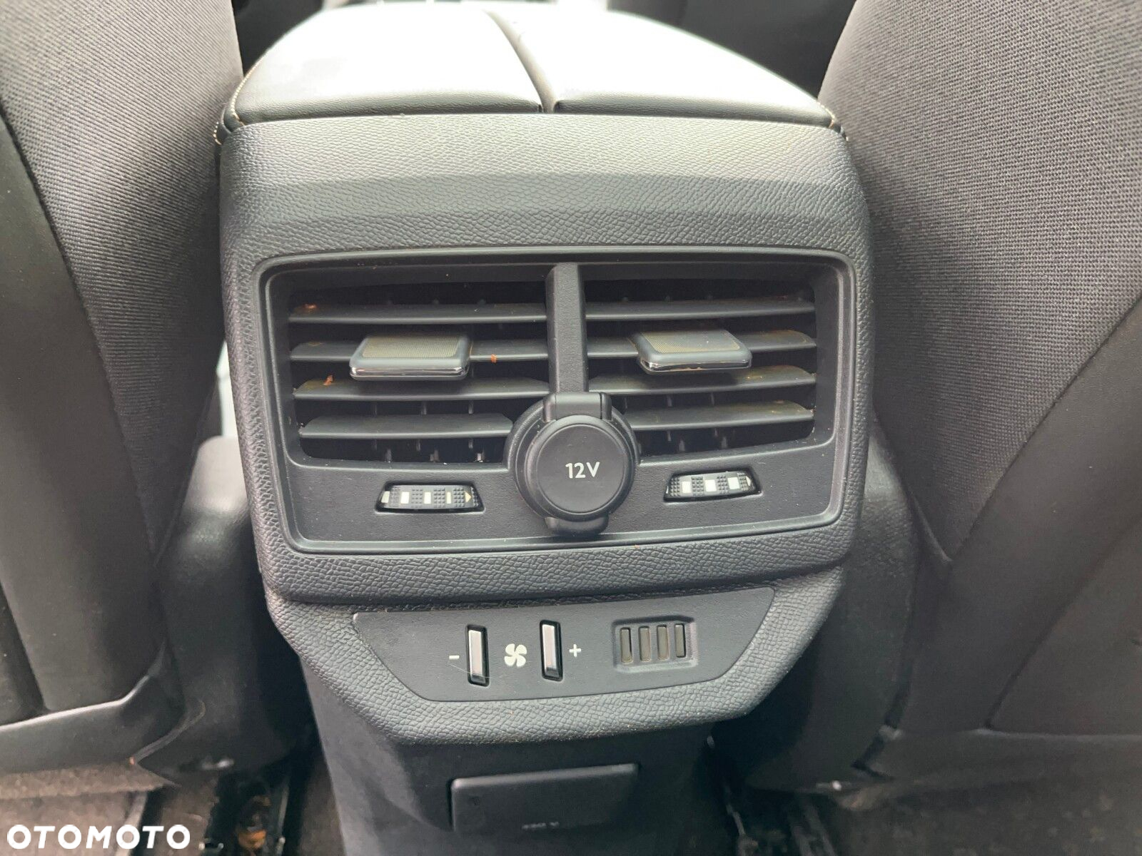 Peugeot 5008 - 17