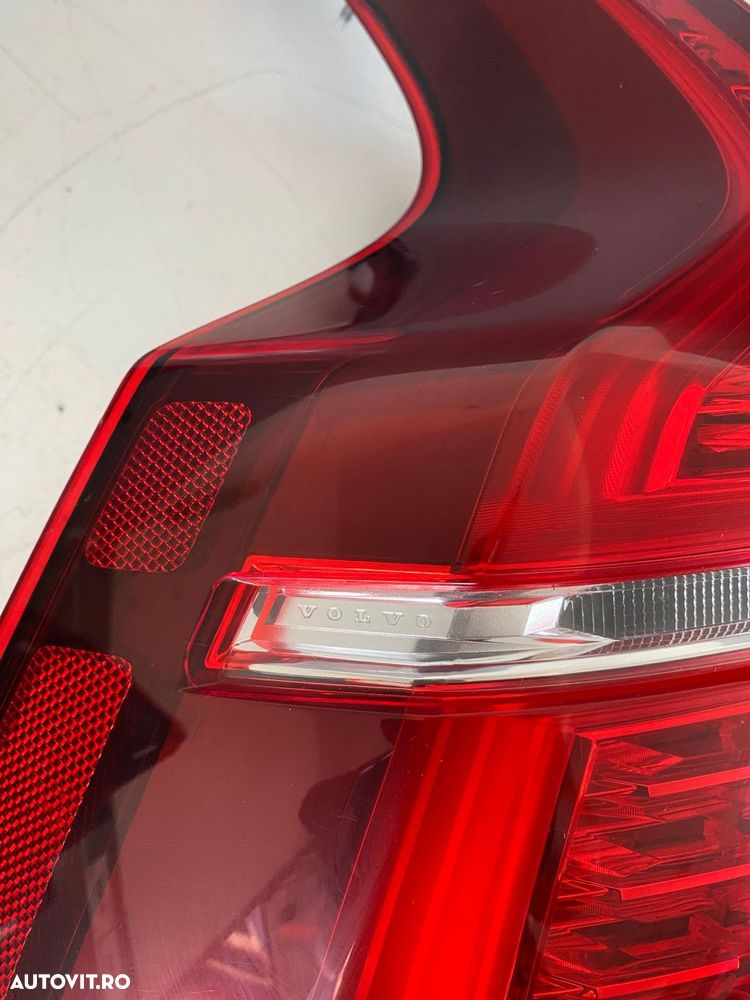 Stop stanga Volvo V60 V60CC MILD HYBRID 2021+ 32291358 - 3