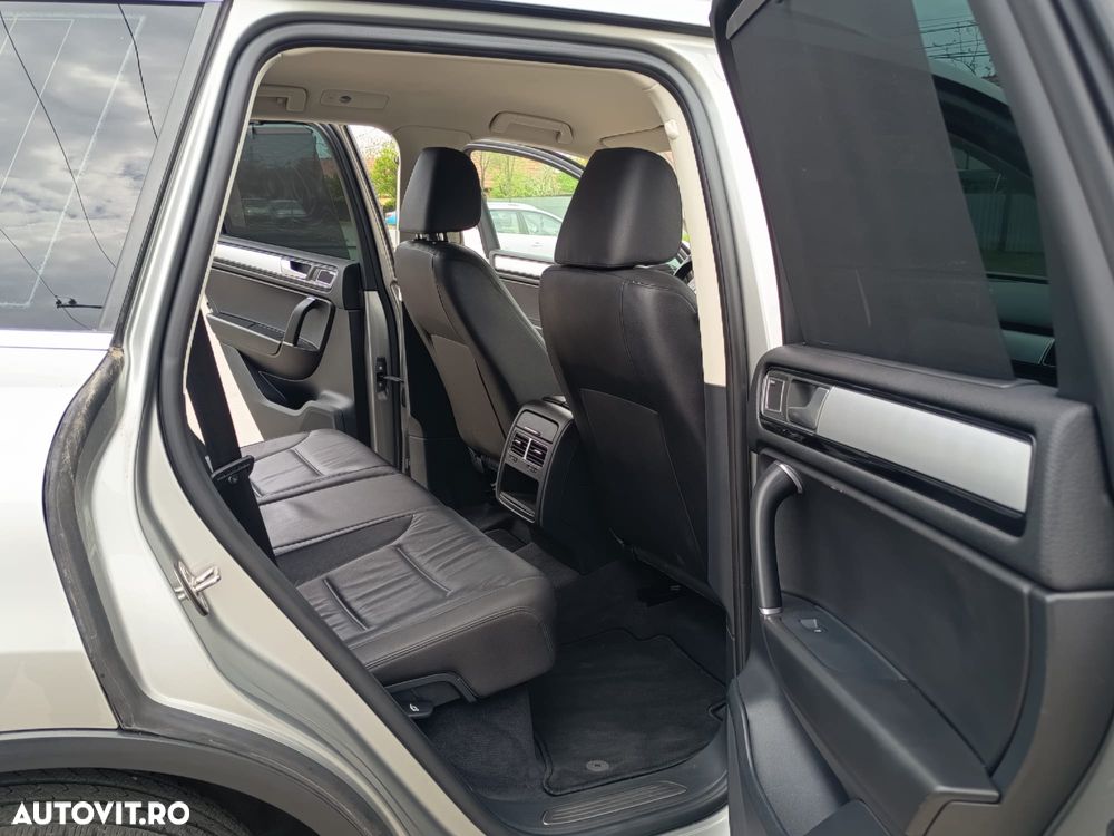 Volkswagen Touareg - 7